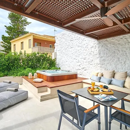 Vista Del Porto Luxury Apartment *