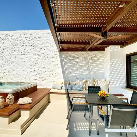 Vista Del Porto Luxury Apartment
