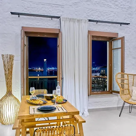 Vista Del Porto Luxury Apartment