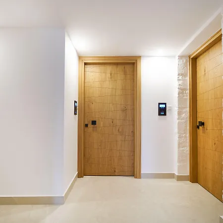 Vista Del Porto Luxury Apartment